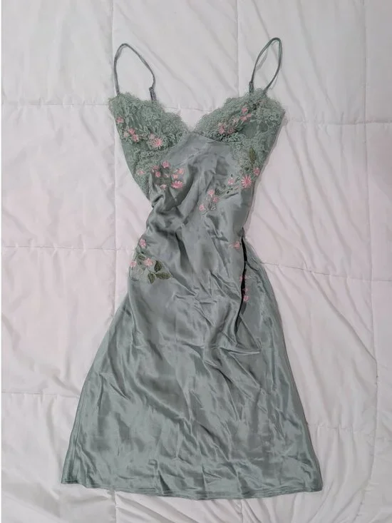 House of CB Fallon Light Jade Embroidered Satin Slip Dress - Picture 5 of 6